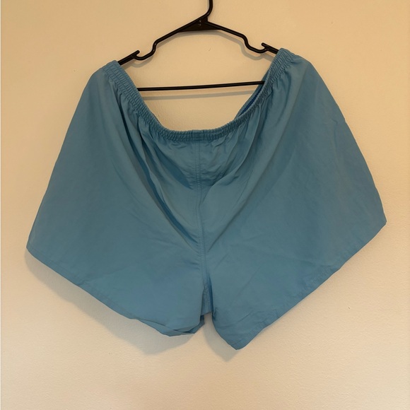 Patagonia Baggies 5 inch inseam in Lago Blue - Picture 4 of 5